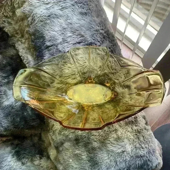Vintage Art Deco  Amber Pressed Glass Oval Footed Bowl - Picture 15 of 16